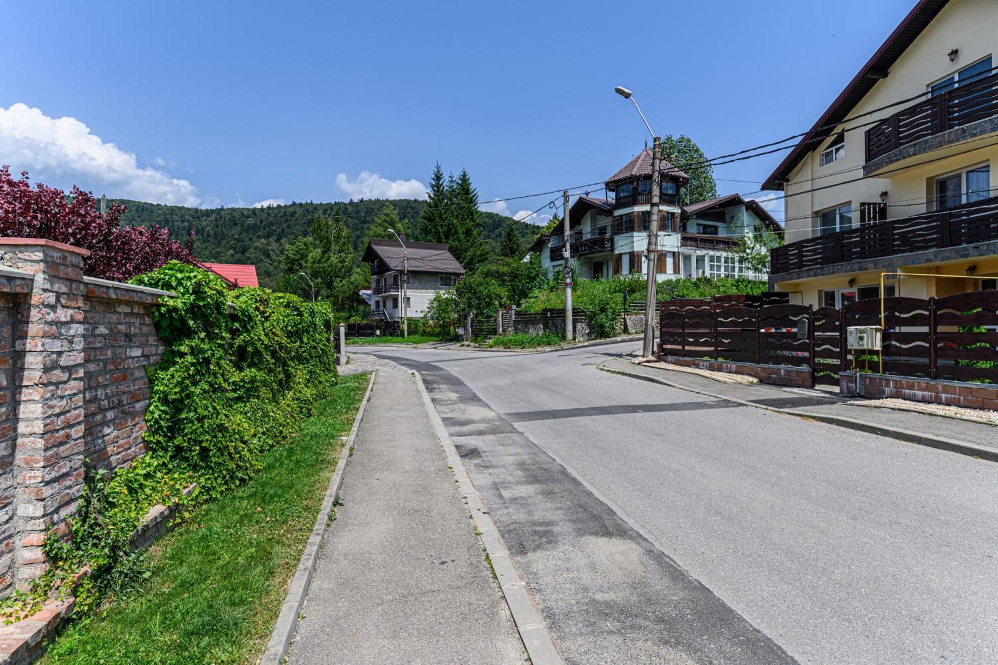Casa Ramino Hotel บุชเตนี ภายนอก รูปภาพ
