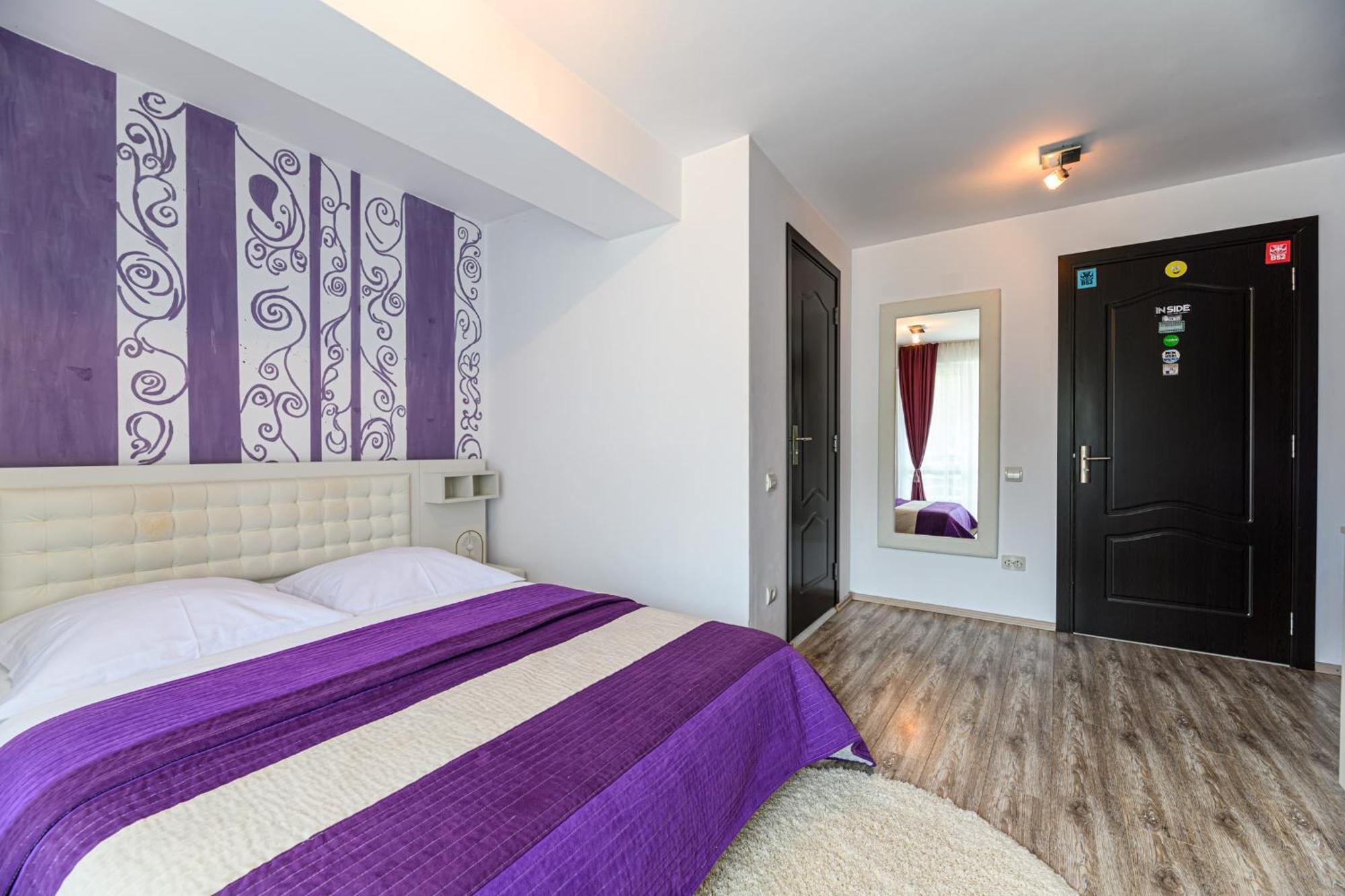 Casa Ramino Hotel บุชเตนี ภายนอก รูปภาพ